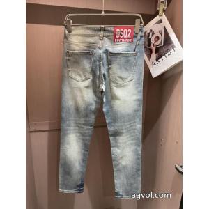 DSQUARED2新作をご紹介 セレブ愛用ブランド 最新大人気ジーンズブランド 品 コピー