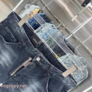 DSQUARED2スーパー コピー 販売ジーンズ今人気の秘訣 今季新作 ストリートに溢れるウェア