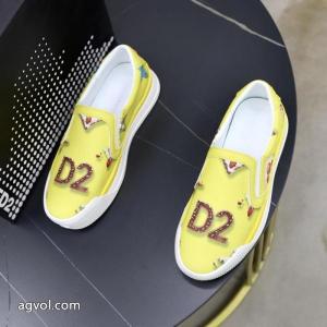 目を惹く 快適的 今季は色を使った注目新品    スニーカー偽 ブランド 通販DSQUARED2.