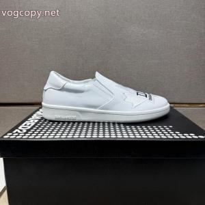 低価直輸入専門店 目を引く春夏トップス 大好評♪ DSQUARED2ブランド 偽物 激安 通販スニーカー..