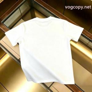 半袖Tシャツ偽物 ブランド新作限定 早い者勝ち トップトレンド2026 デイリー使いに最適DSQUARED2