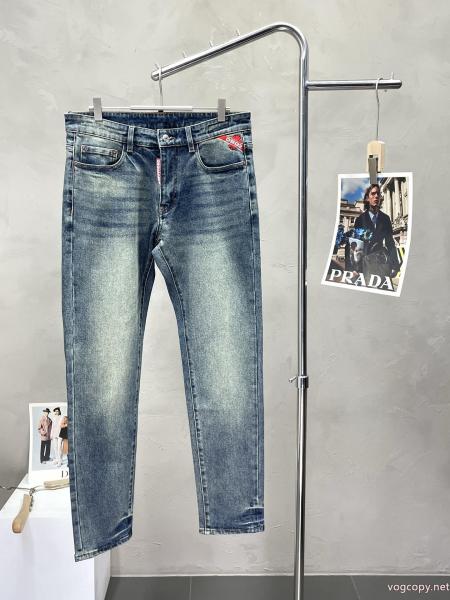 ブランド コピー 通販新作モデル 格安*出品*新品 快適さと洗練された表情ジーンズDSQUARED2 0 