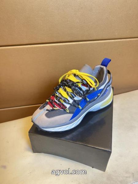 ブランド コピー軽やかな印象 激レア 限定 大人気開催中!DSQUARED2 スニーカー. 1